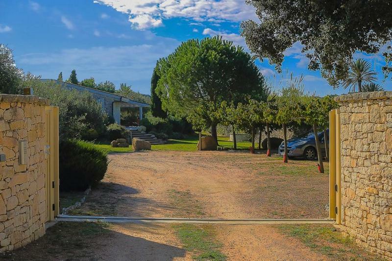 Villa Cartarana ボニファシオ エクステリア 写真