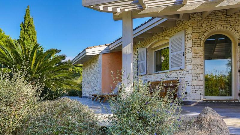 Villa Cartarana ボニファシオ エクステリア 写真